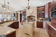 Galusky selling $3,000,000 Bridgeport mansion (image credit: Railey Realty)